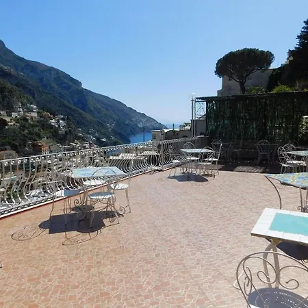 Frühstückspension Villaverde 3*