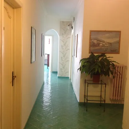 Villaverde 2* פוזיטנו