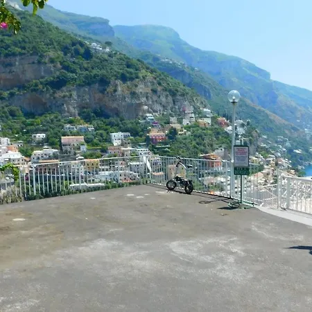 维拉韦尔德酒店 3* 波西塔諾