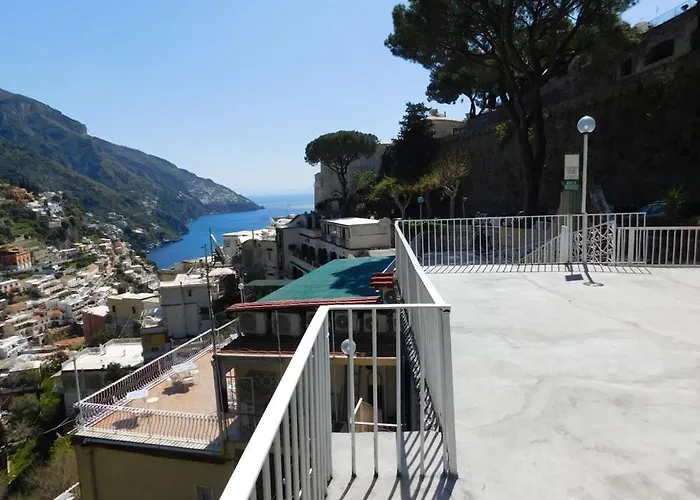 维拉韦尔德酒店 3*