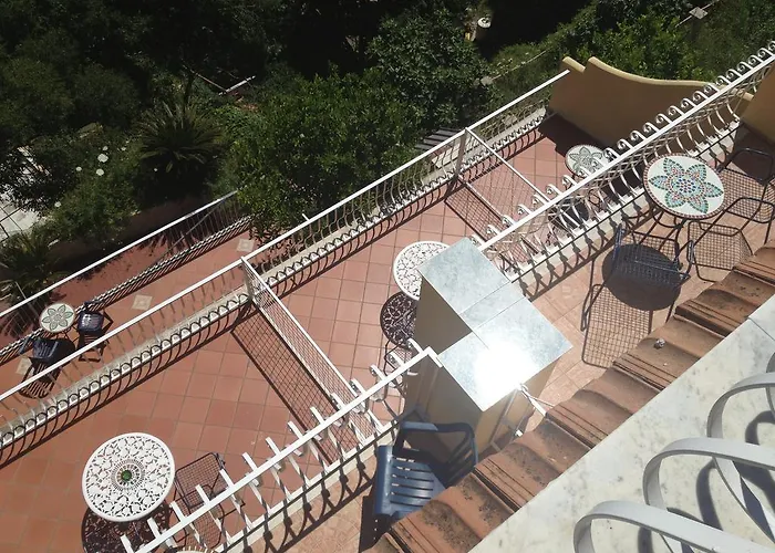 维拉韦尔德酒店