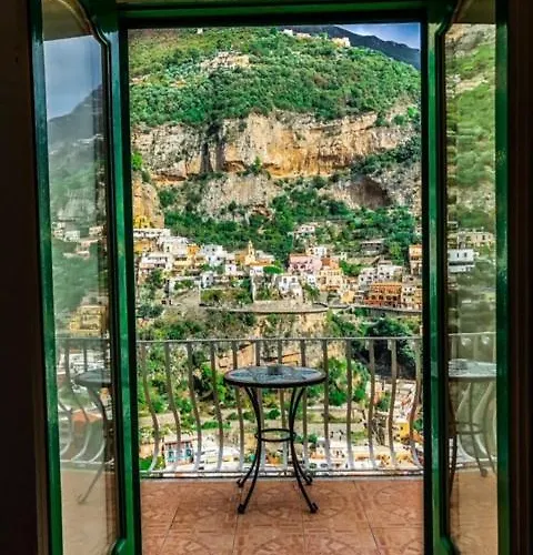 维拉韦尔德酒店